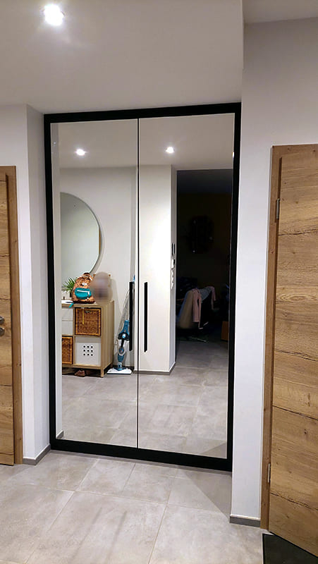 Meuble d'entrée fermé