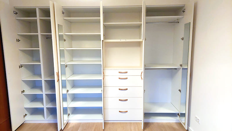 Dressing stratifié ouvert
