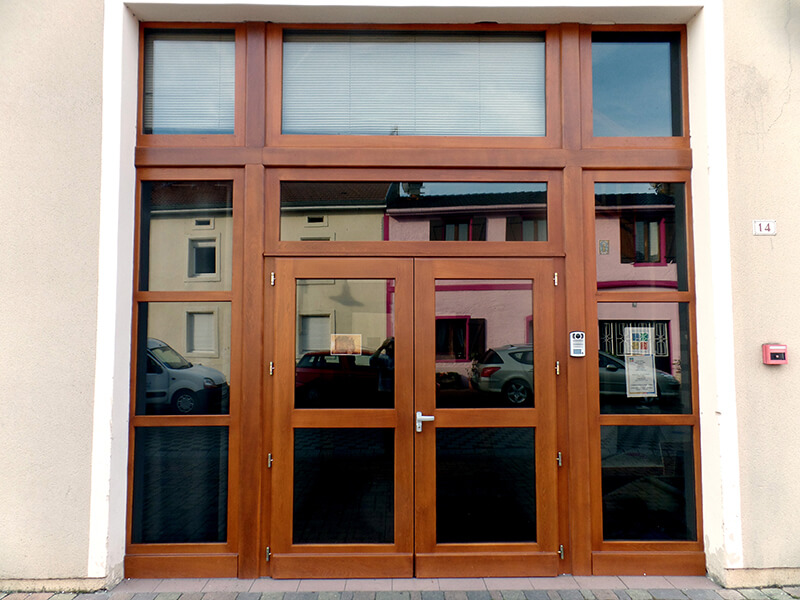 Porte salle des fêtes