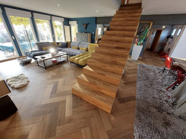 Ensemble escalier et parquet