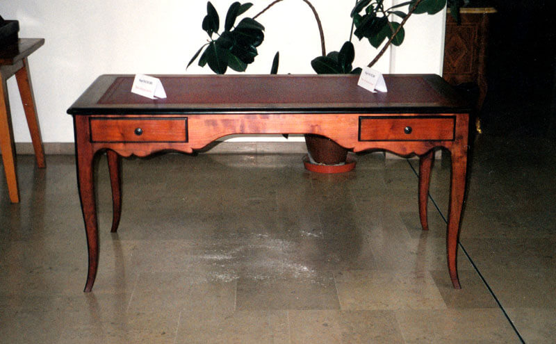 Bureau hache